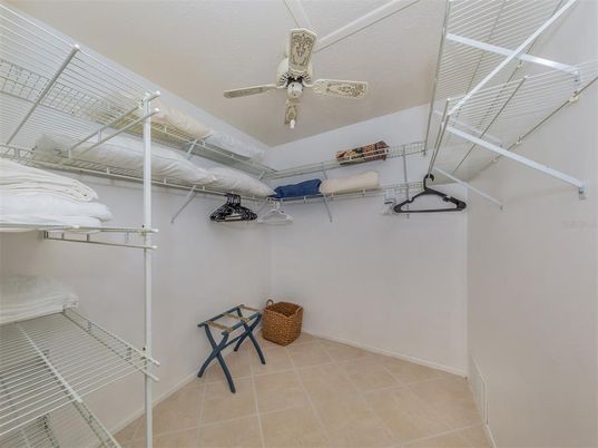 Interior, Walk-in Closets