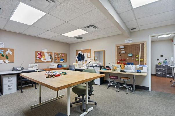Home Office, Interior