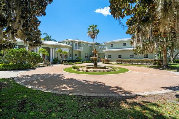 Backyard, Exterior, Facade, Ranch