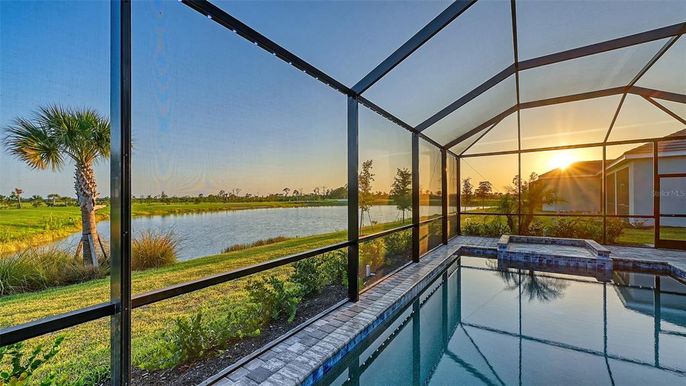 Glass Ceilings, Interior, Pool, Sun Room, Water