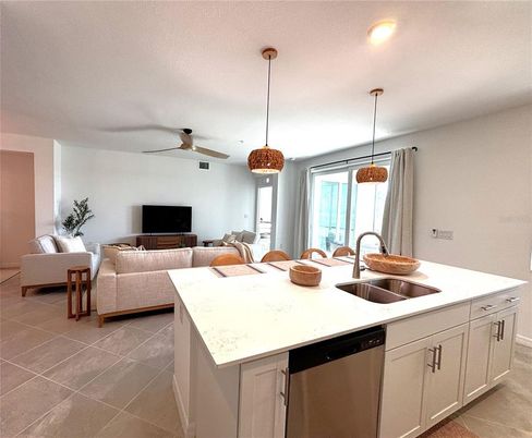 Interior, Kitchen, Living room, Pendant Lights, Recessed Lighting