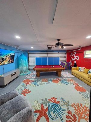 Billiard Table, Game Room, Interior, Recessed Lighting