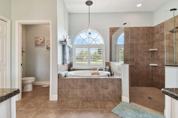 Bathroom, Interior, Pendant Lights, Recessed Lighting