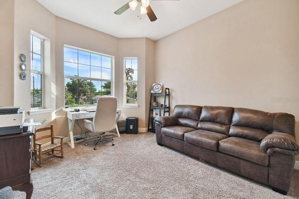 Home Office, Interior