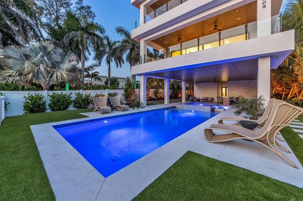 Backyard, Exterior, Pool