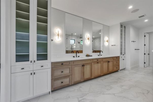 Bathroom, Dual Sink Vanities, Interior, Marble, Recessed Lighting
