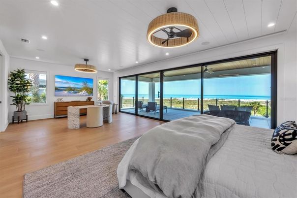 Bedroom, Interior, Pendant Lights, Recessed Lighting, Water, Wood Texture Flooring