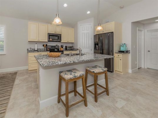 Interior, Kitchen, Pendant Lights, Recessed Lighting, Stainless Steel Appliances