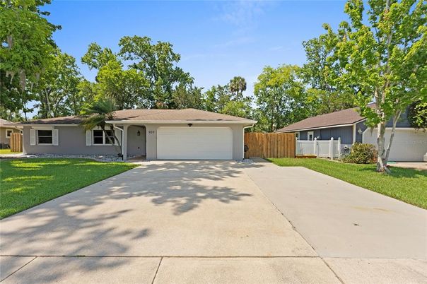 Attached, Backyard, Exterior, Facade, Ranch