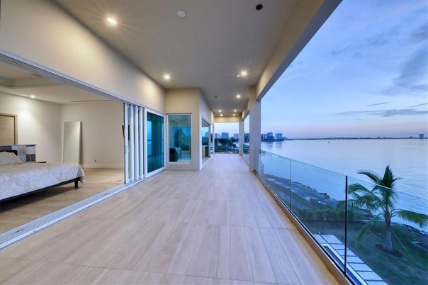 Interior, Recessed Lighting, Water