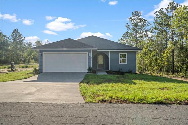 Attached, Exterior, Facade, Ranch
