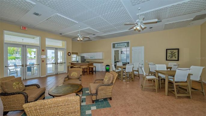 Dining room, Interior