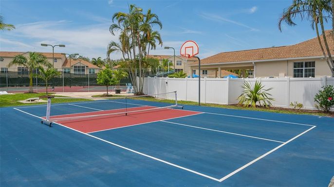 Exterior, Tennis Courts