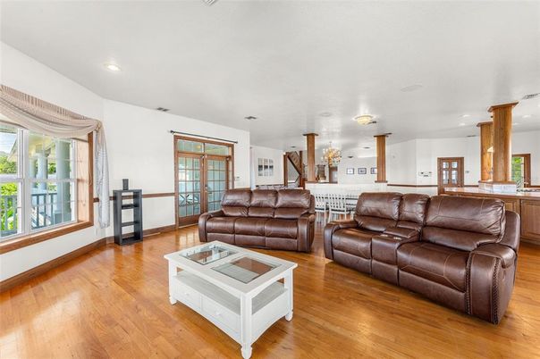 Chandelier, Dining room, Interior, Kitchen, Living room, Recessed Lighting, Wood Texture Flooring