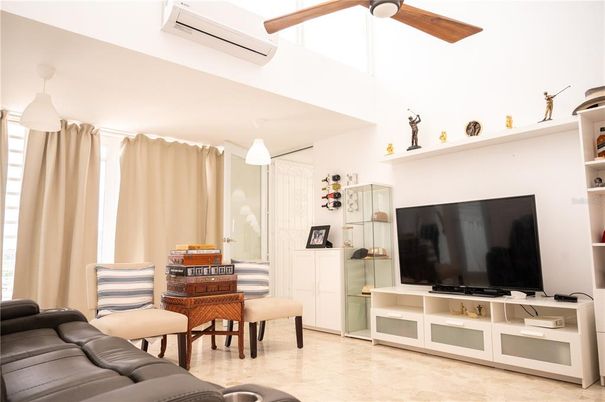 Interior, Living room, Pendant Lights