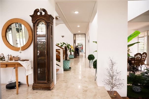 Interior, Recessed Lighting