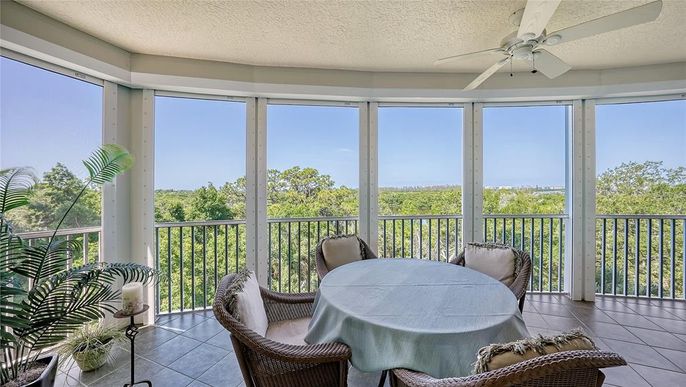 Dining room, Interior, Sun Room