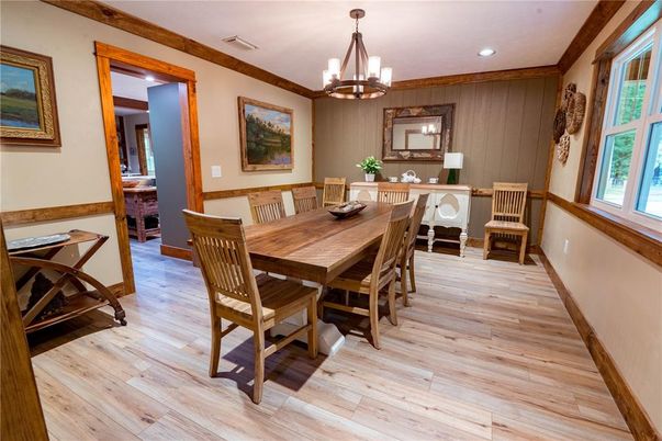 Chandelier, Dining room, Interior, Recessed Lighting, Wood Texture Flooring
