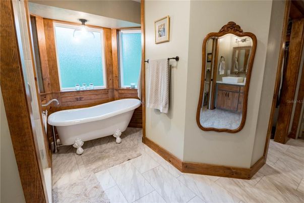 Bathroom, Free Standing Baths, Interior, Marble