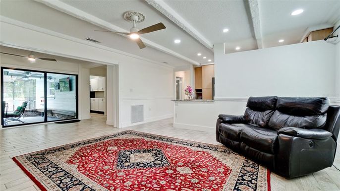 Interior, Recessed Lighting, Wood Texture Flooring