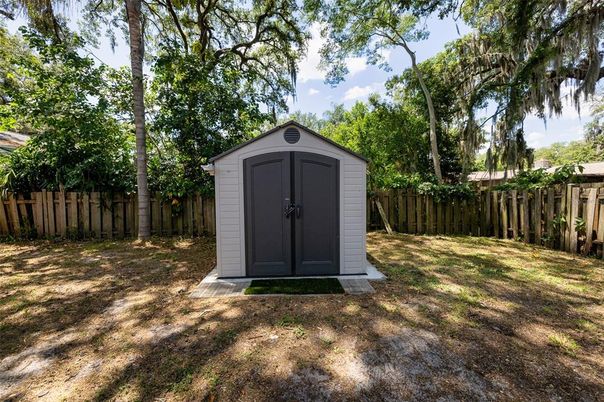 Backyard, Exterior