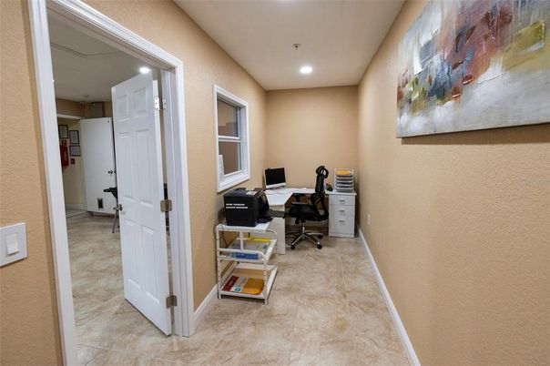 Home Office, Interior, Recessed Lighting