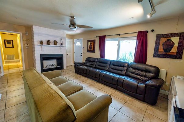 Fireplace, Interior, Living room