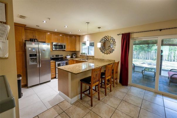 Interior, Kitchen, Pendant Lights, Recessed Lighting, Stainless Steel Appliances