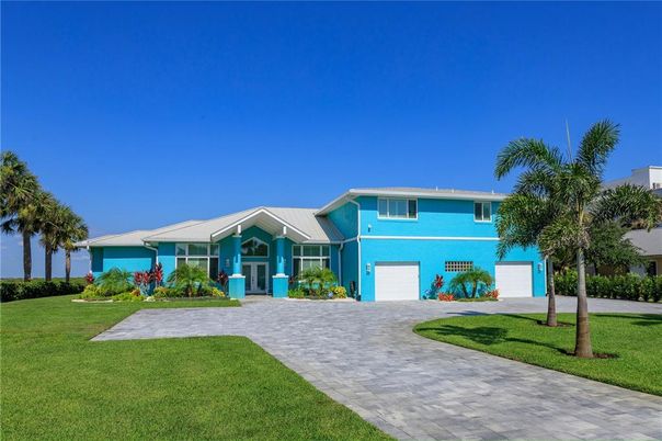 Attached, Backyard, Exterior, Facade, Ranch
