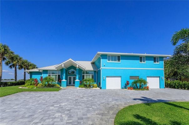 Attached, Backyard, Exterior, Facade, Ranch