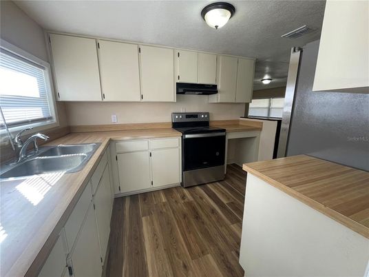 Interior, Kitchen, Wood Texture Flooring