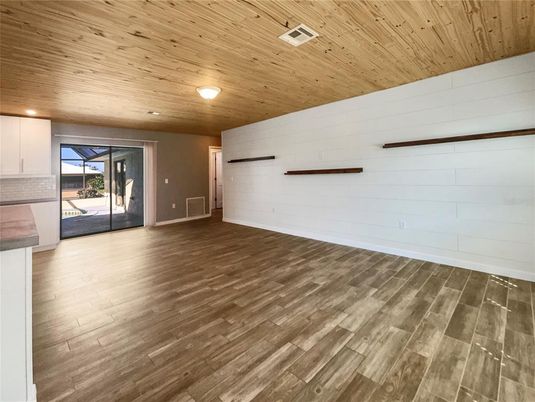 Empty room, Interior, Recessed Lighting, Wooden Ceilings, Wood Texture Flooring
