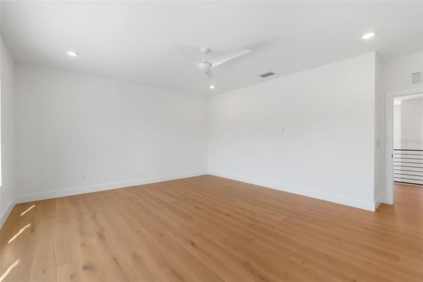 Empty room, Interior, Recessed Lighting, Wood Texture Flooring