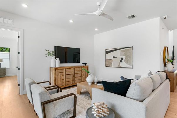 Interior, Living room, Recessed Lighting, Wood Texture Flooring