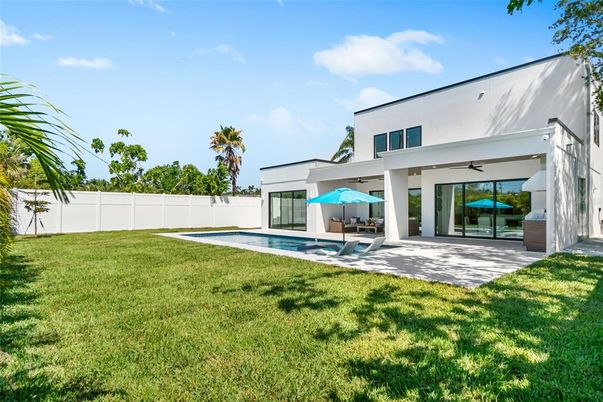 Backyard, Exterior, Pool