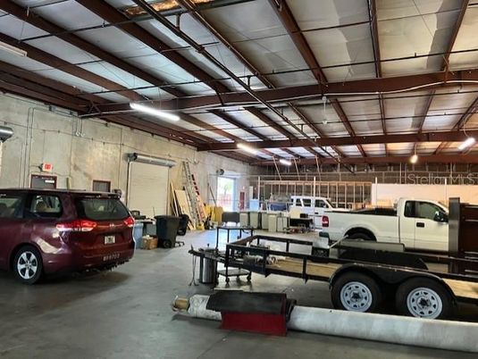 Garage, Interior