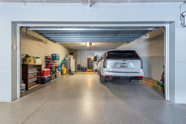 Garage, Interior