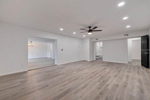 Empty room, Interior, Recessed Lighting, Wood Texture Flooring