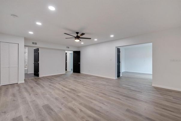 Empty room, Interior, Recessed Lighting, Wood Texture Flooring