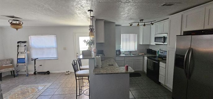 Interior, Kitchen, Pendant Lights