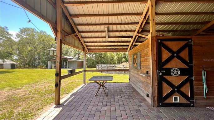 Backyard, Exterior