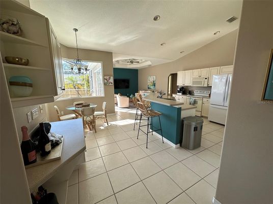 Dining room, Interior, Kitchen, Pendant Lights, Recessed Lighting