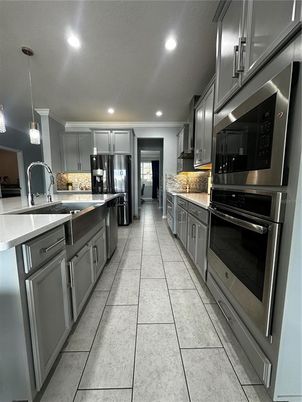 Interior, Kitchen, Pendant Lights, Recessed Lighting, Stainless Steel Appliances