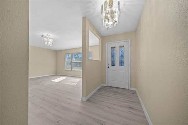 Chandelier, Empty room, Interior, Wood Texture Flooring