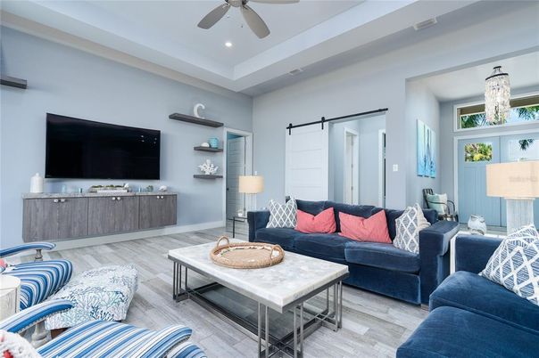 Interior, Living room, Recessed Lighting, Wood Texture Flooring
