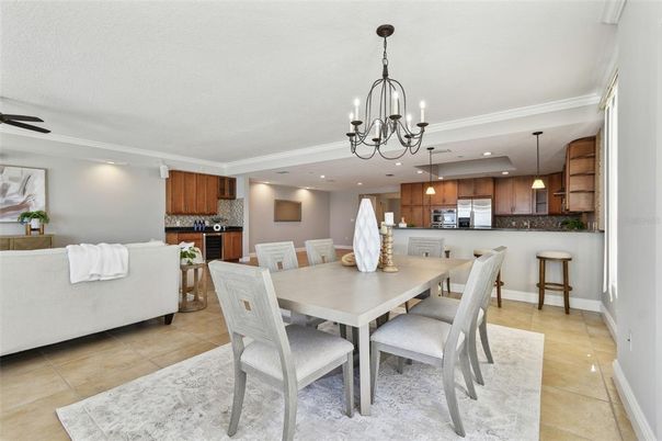 Chandelier, Dining room, Interior, Kitchen, Living room, Pendant Lights, Recessed Lighting, Stainless Steel Appliances
