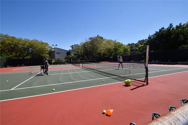 Exterior, Tennis Courts