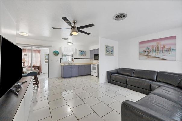 Interior, Kitchen, Living room
