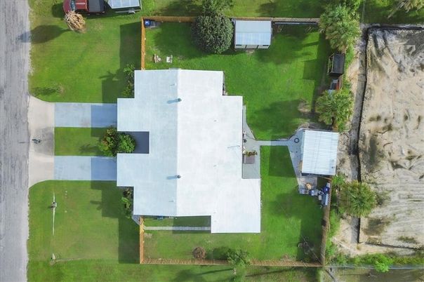 Exterior, Drone