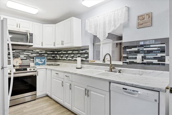 Interior, Kitchen, Stainless Steel Appliances, Wood Texture Flooring